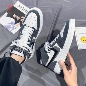 Men's Sneakers with Smart Twist Lock Laces: Fashionable design with soft rubber soles